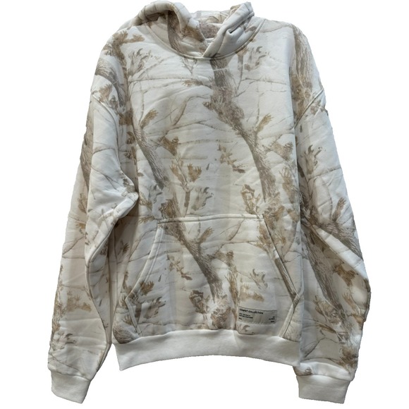Comfrt Tops - New in Package Comfrt Collection White Oak Camo Hoodie Size Small